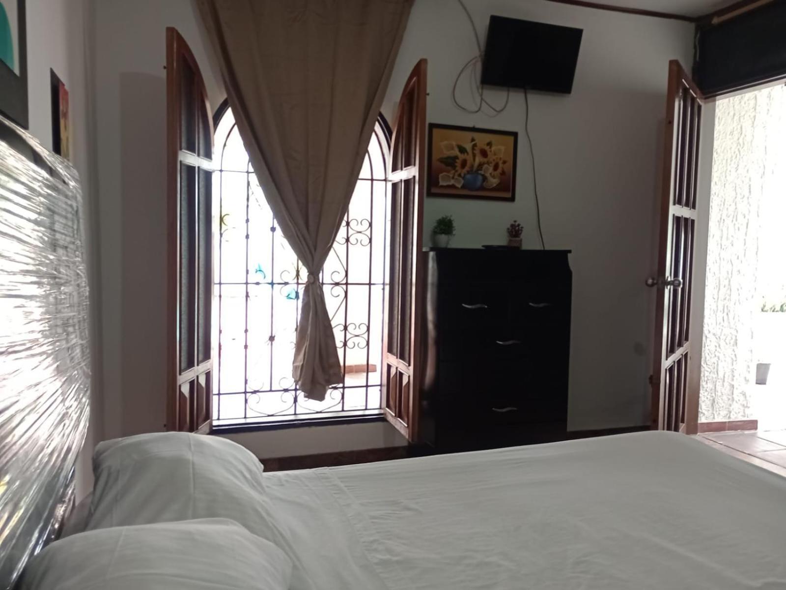 The Chill In Mansion Hostel Santa Marta Экстерьер фото