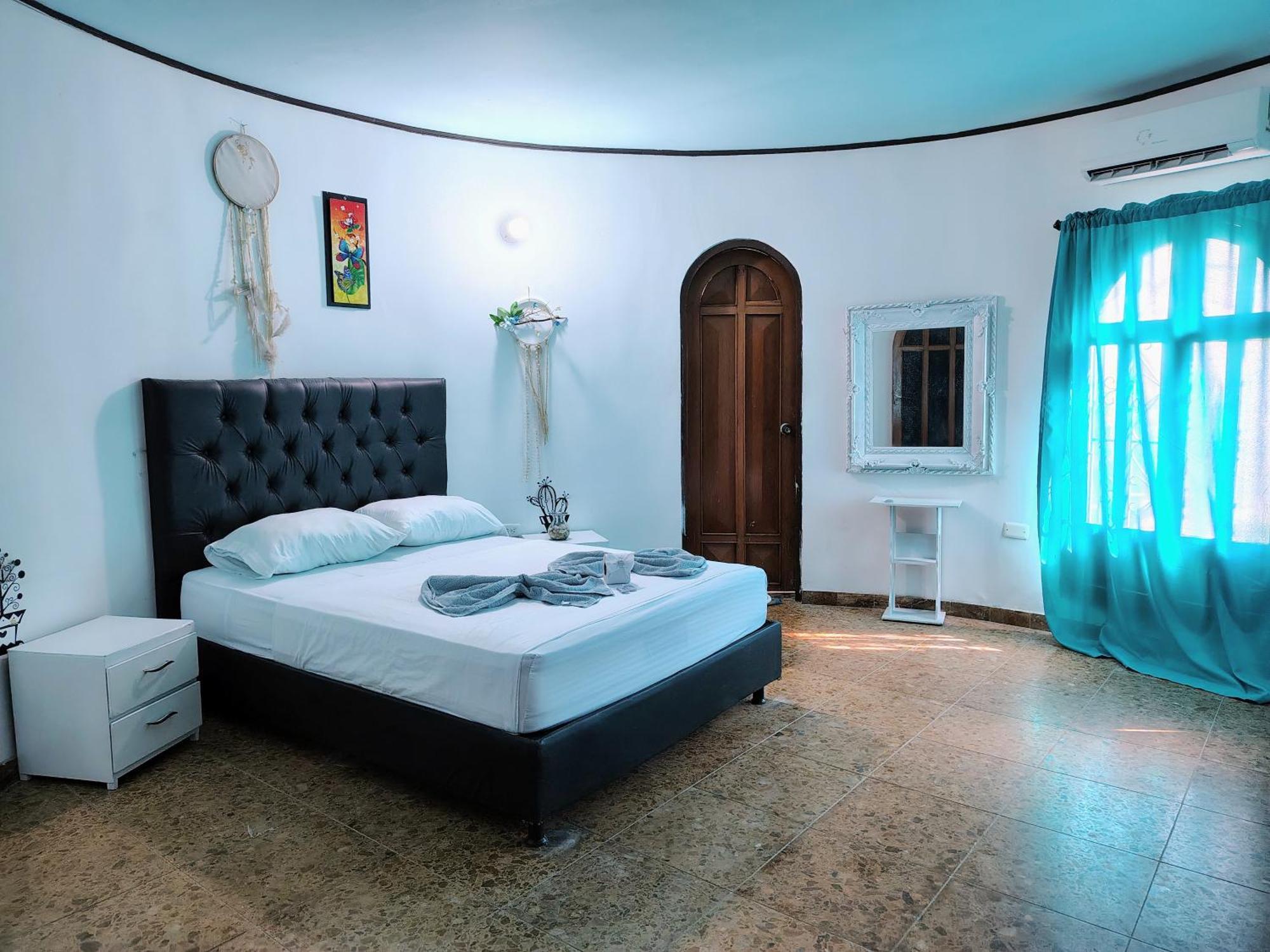 The Chill In Mansion Hostel Santa Marta Экстерьер фото